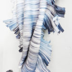 Lison Barbier - TempoLison BARBIER - Tempo - Sculpture de minuscules bandelettes de papier teintes et assemblées à la main – 110 x 40 cm - 2018